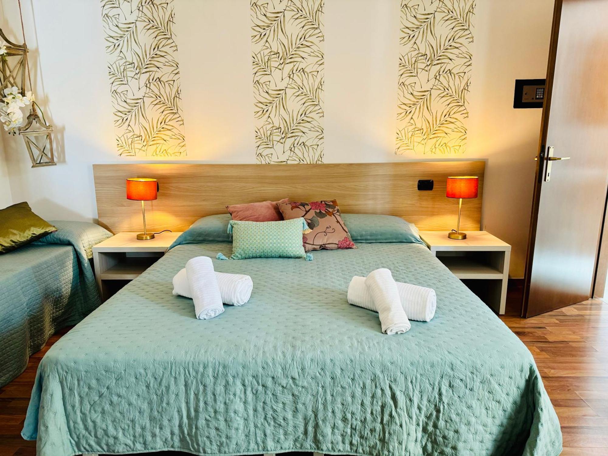 קאפרינו ורונזה Welcome Traveller Frida'S Rooms מראה חיצוני תמונה