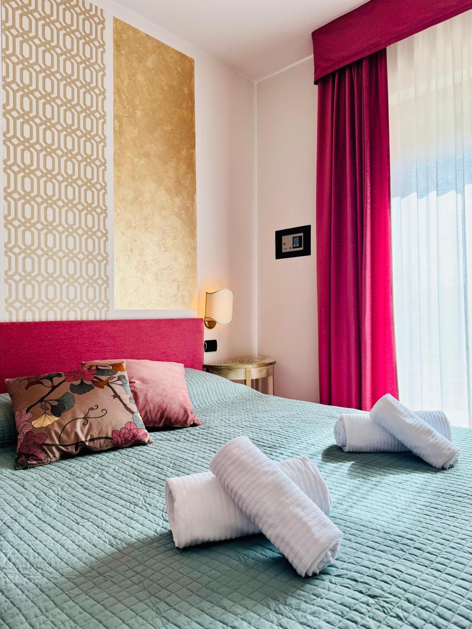 קאפרינו ורונזה Welcome Traveller Frida'S Rooms מראה חיצוני תמונה